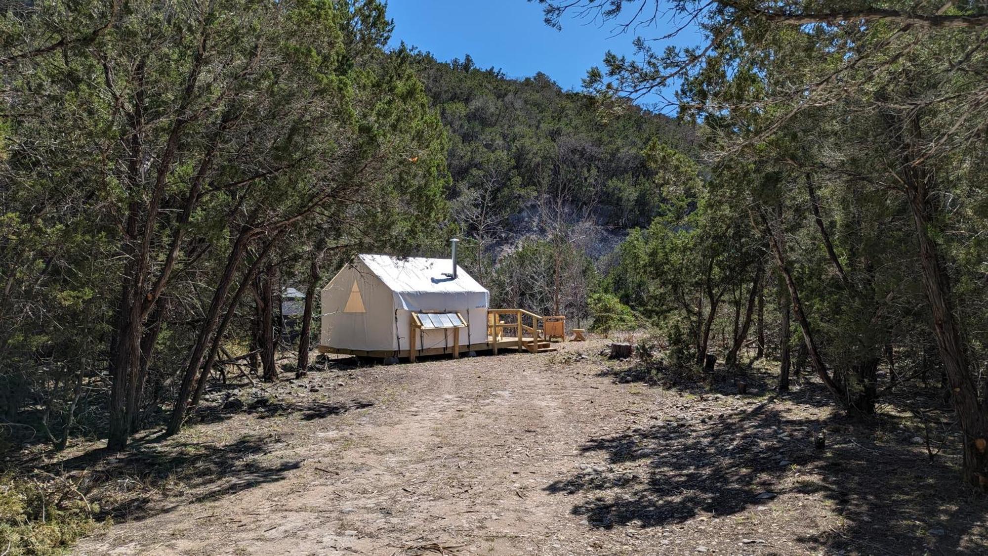 A Peace Of Heaven Cabins And Rv Vanderpool Eksteriør billede